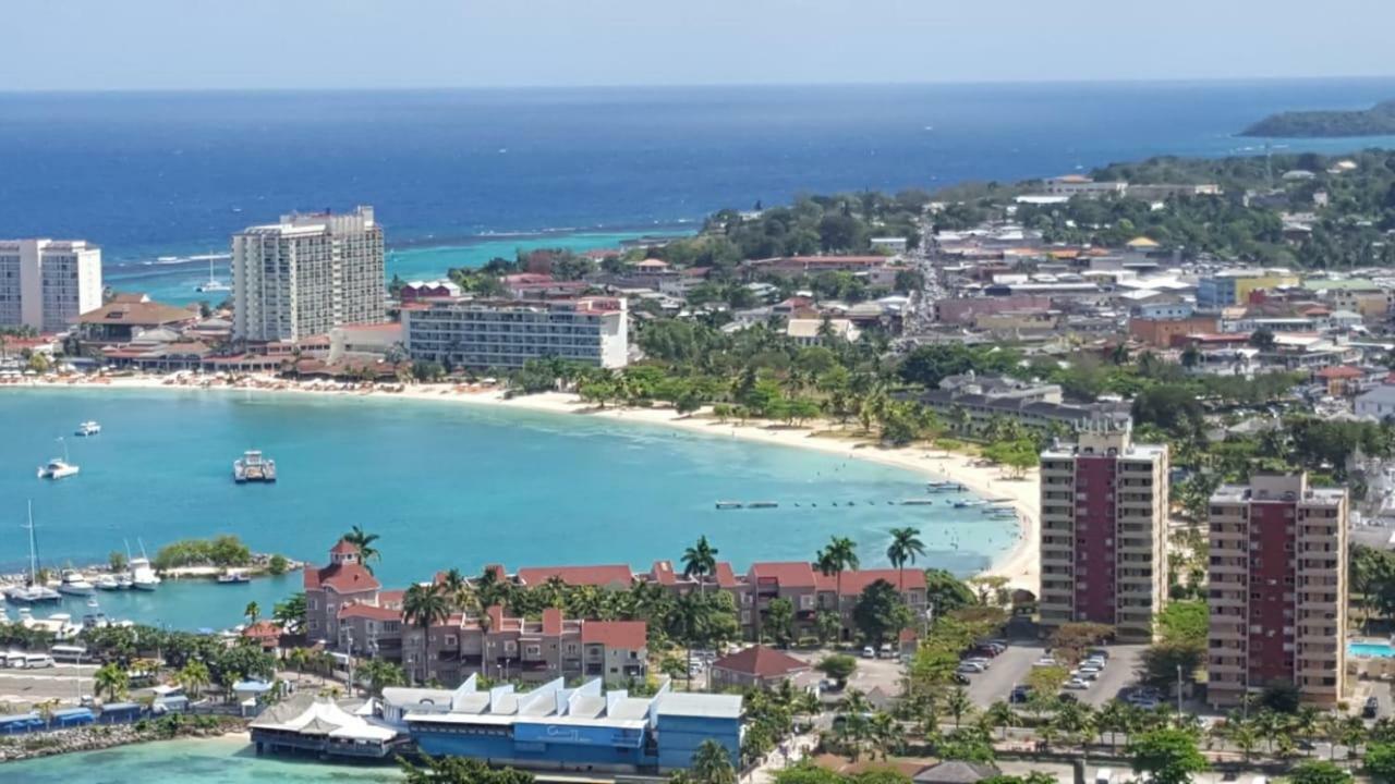 Panoramic View@Sky Castles, Columbus Heights Apartment Ocho Rios Exterior photo